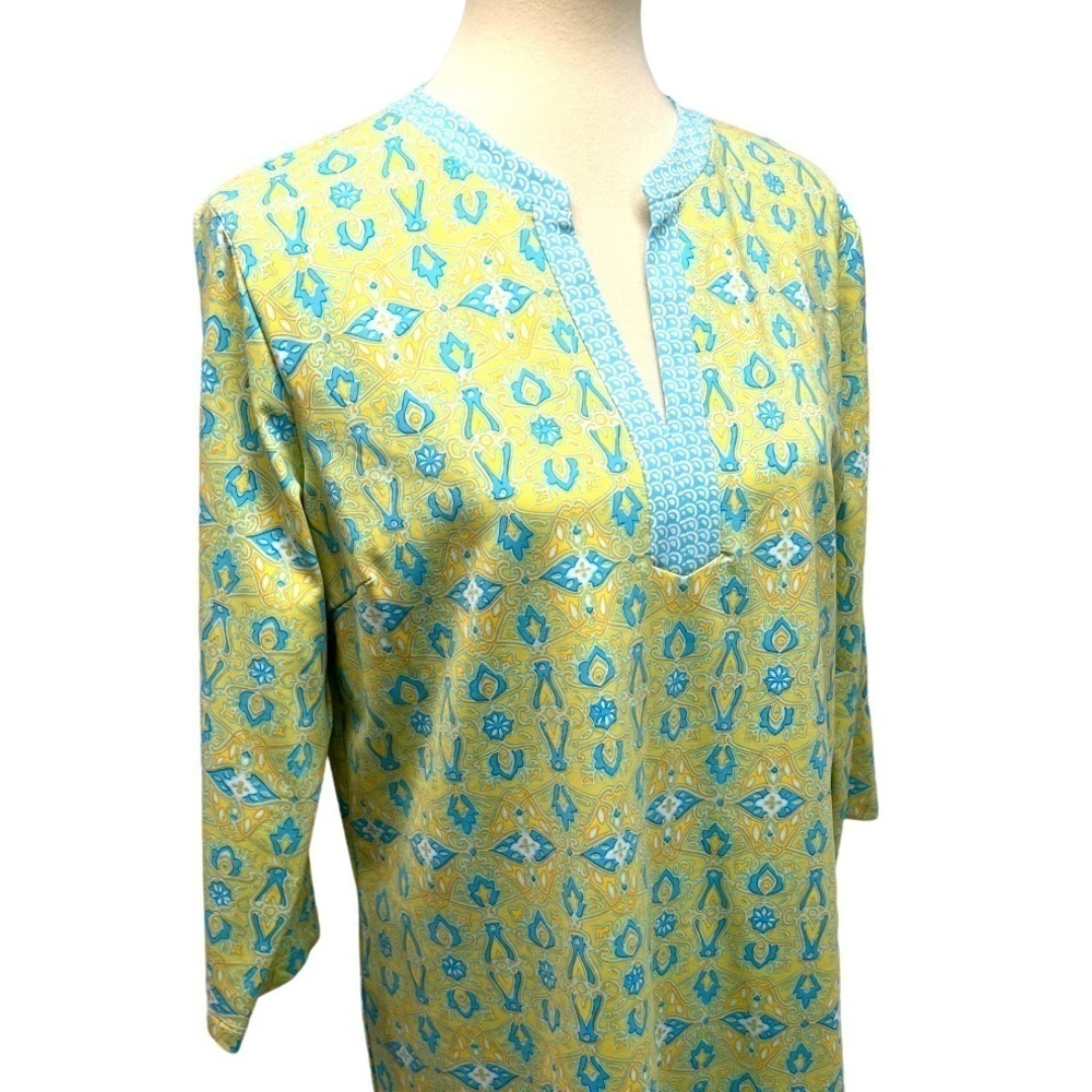 J. Mclaughlin Split Neck Printed Stretch Tunic Top - image 5